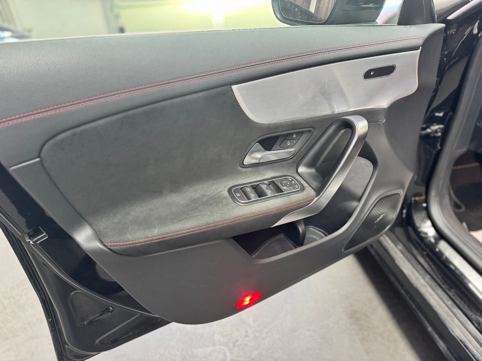 Mercedes-Benz CLA 250 SB 4M AMG Line - Samsaru's Car Outlet