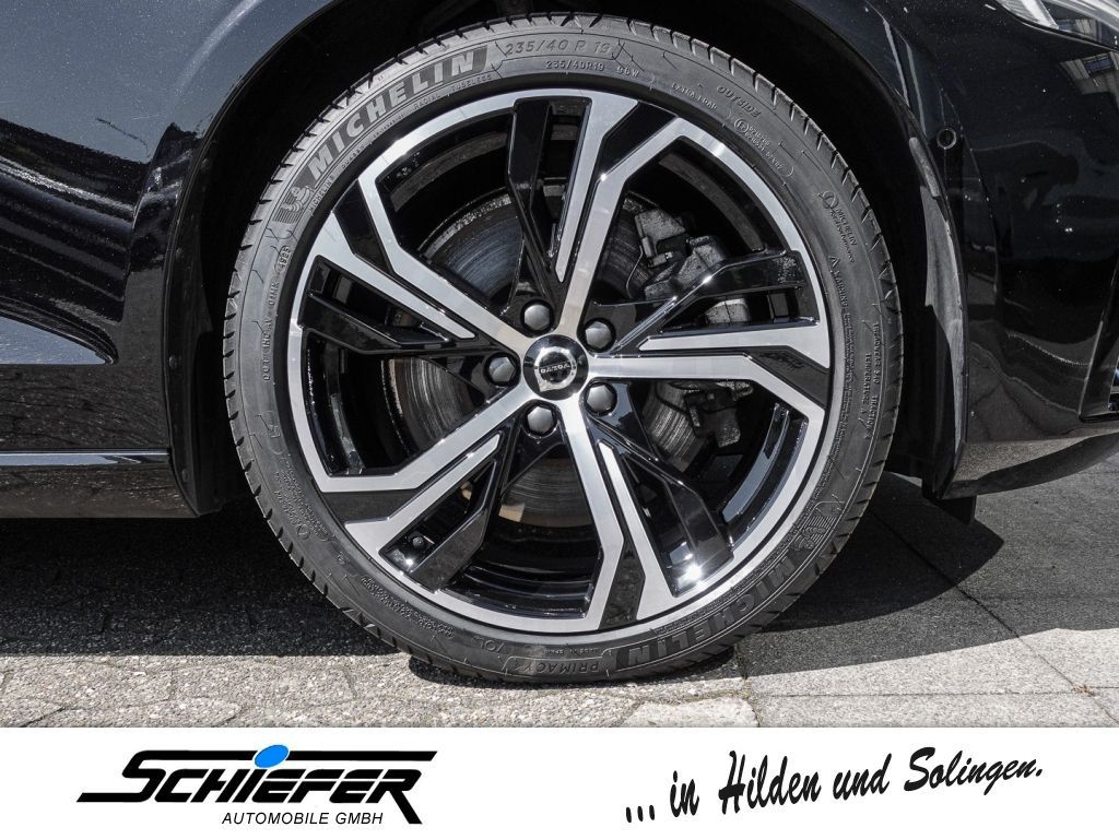 Volvo S60 B5 B AWD Ultimate Dark