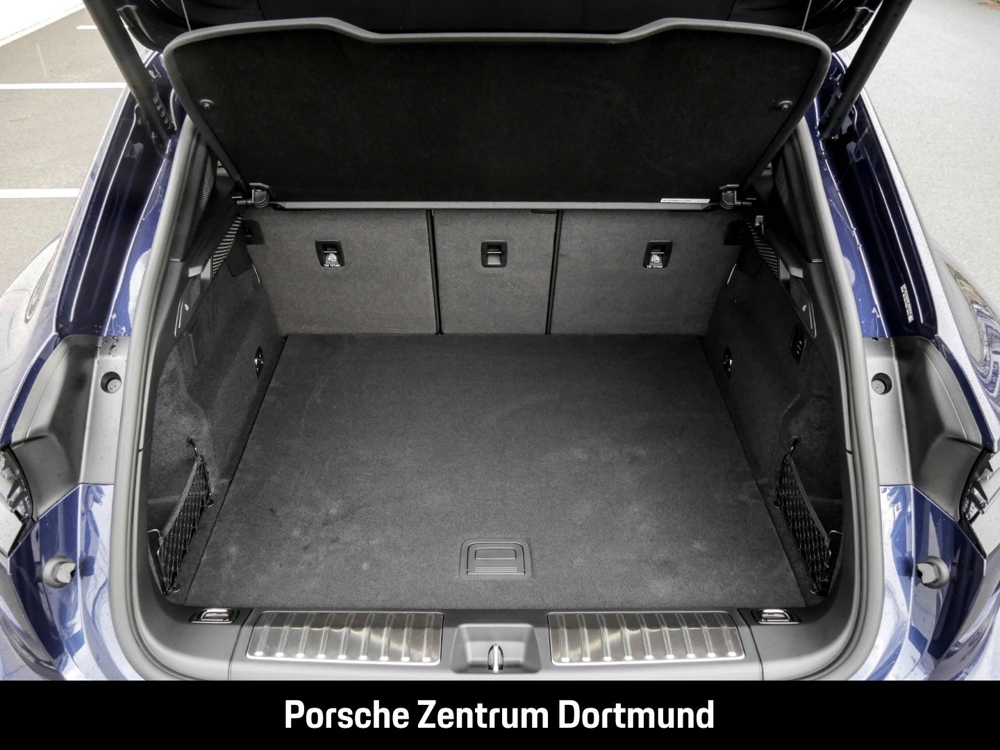Porsche Macan Turbo BOSE Luftfederung Panorama InnoDrive