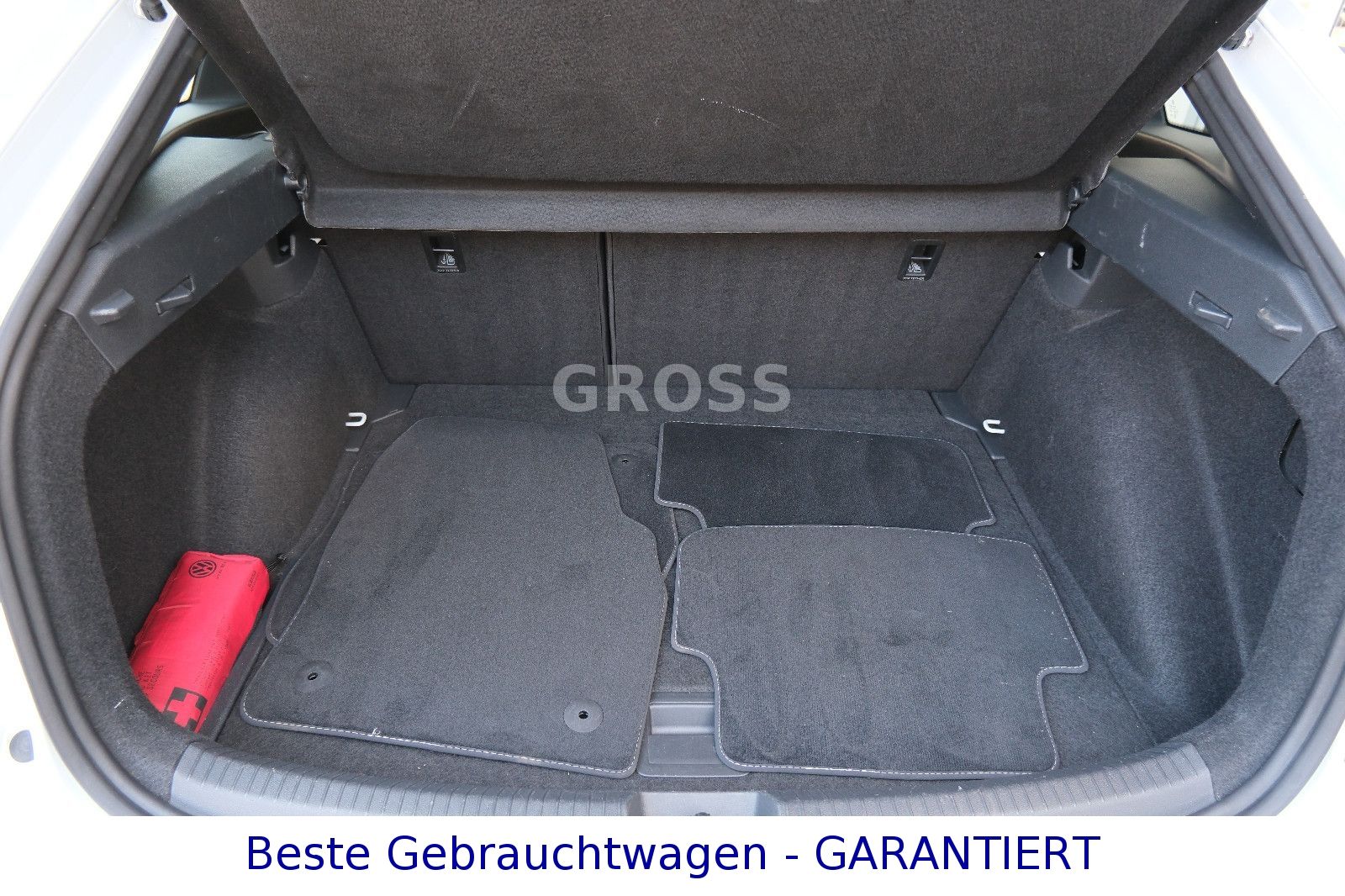 Volkswagen Taigo 1.5 TSI R-Line - Samsaru's Car Outlet