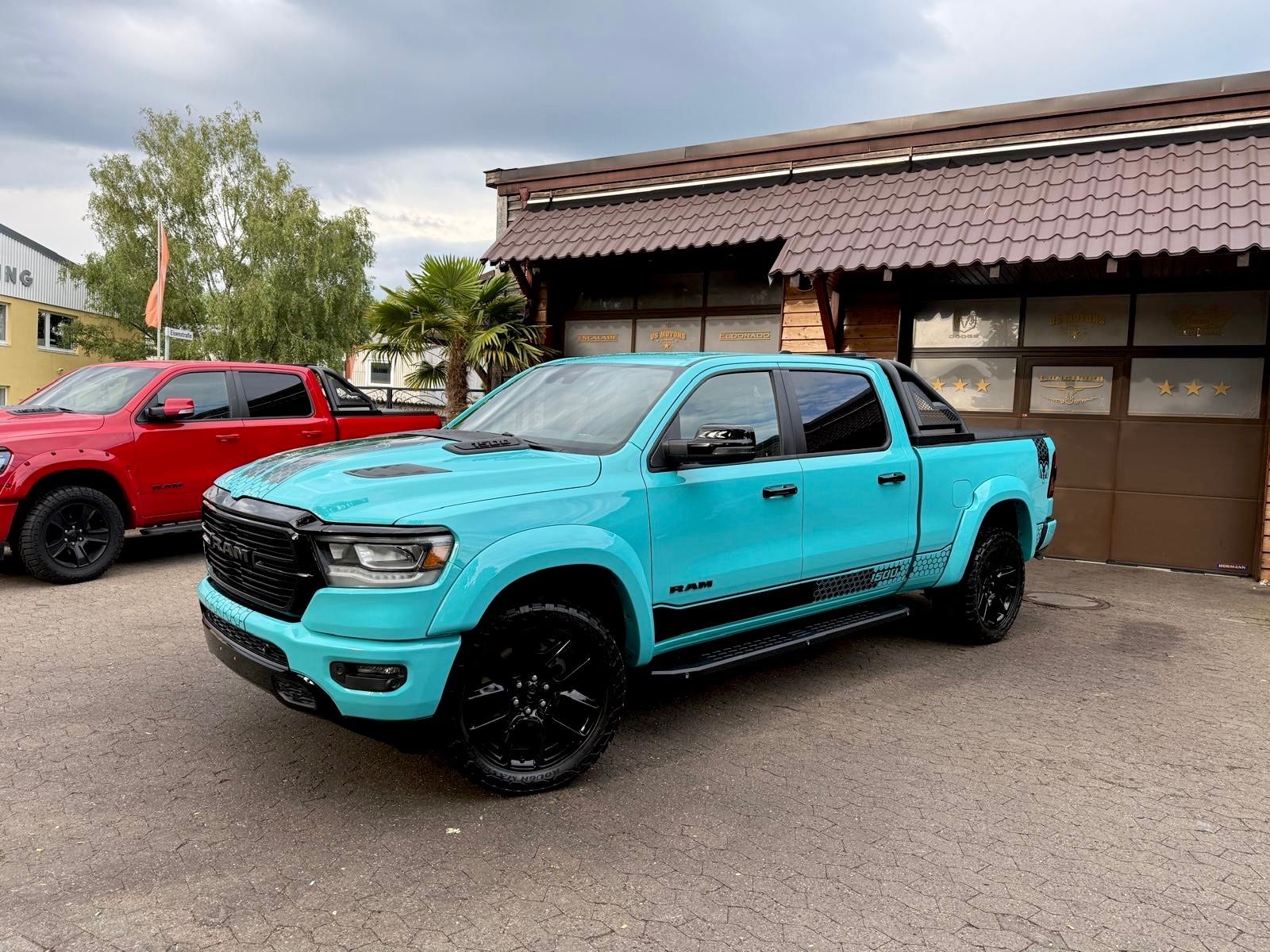 Dodge LARAMIE*OFFROAD*LONGBED*LIFT*AHK*NAVI*GARANTIE