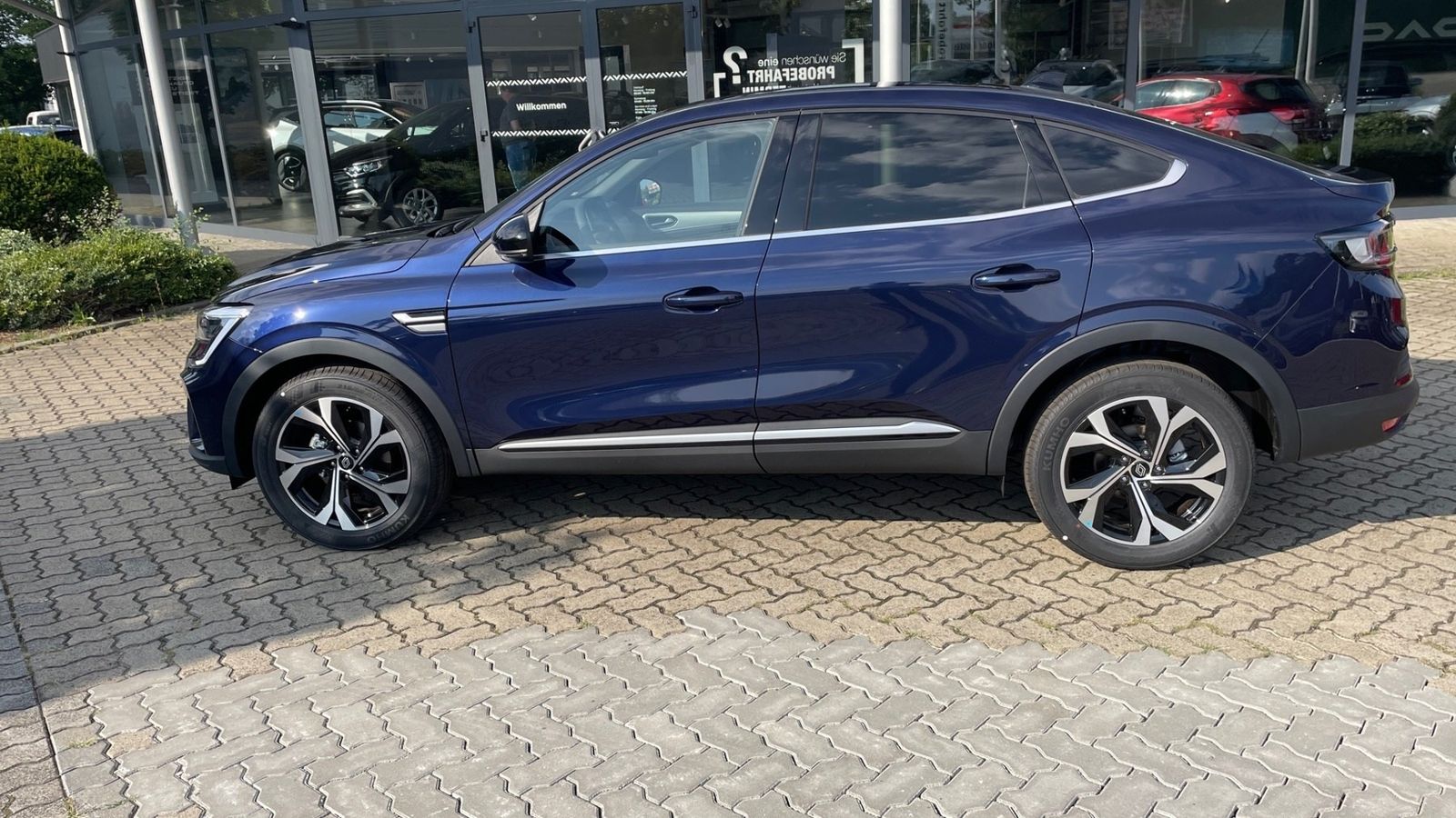 Renault Arkana TECHNO Mild Hybrid - Samsaru's Car Outlet