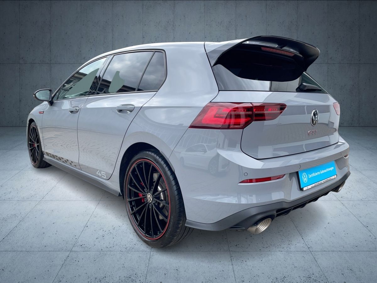 Volkswagen Golf GTI Clubsport 2.0 TSI DSG - Samsaru's Car Outlet