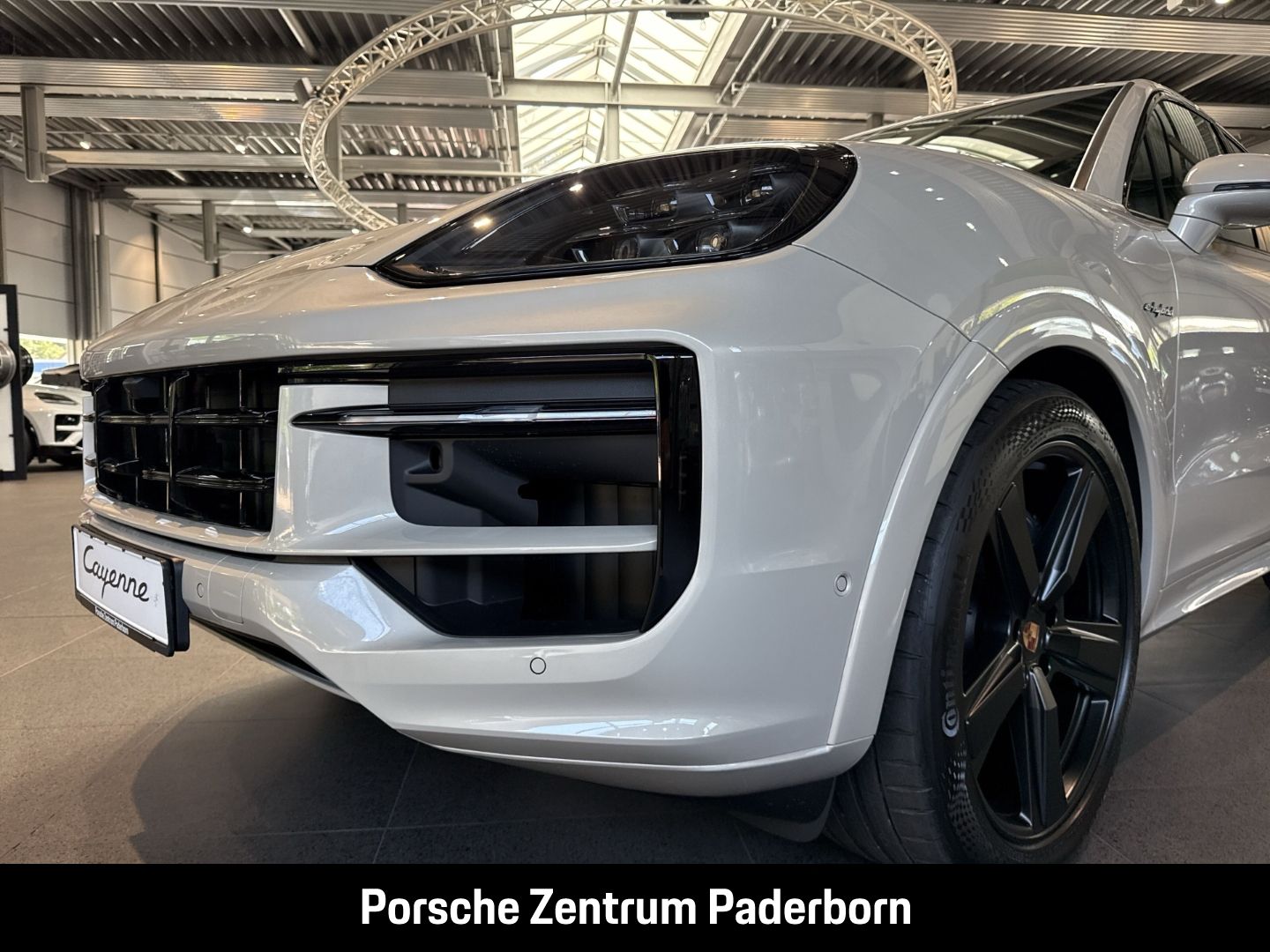 Porsche Cayenne E-Hybrid HA-Lenkung Nachtsicht InnoDrive