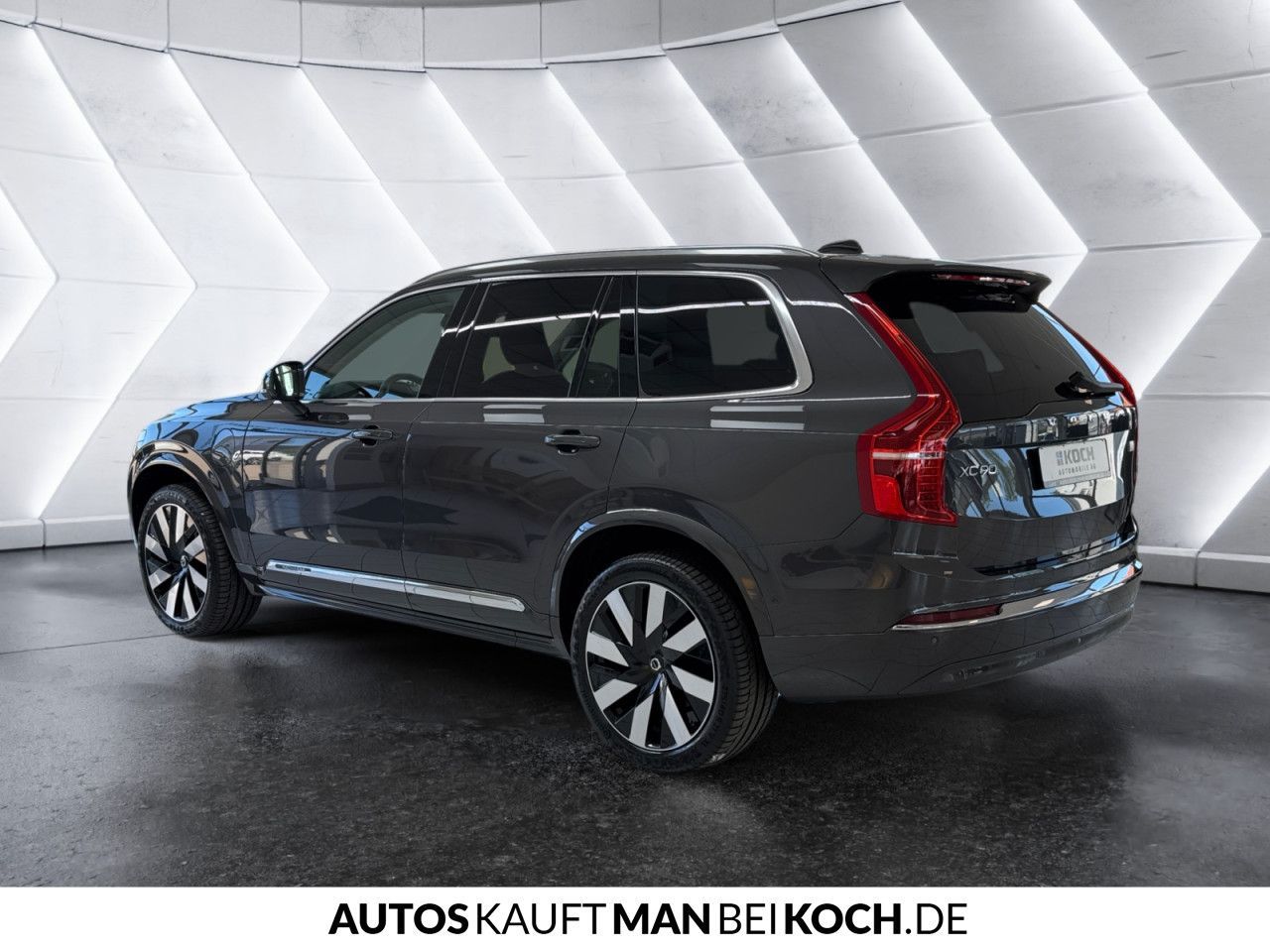 Volvo XC90 T8 Plug-In AWD Ultimate - Samsaru's Car Outlet