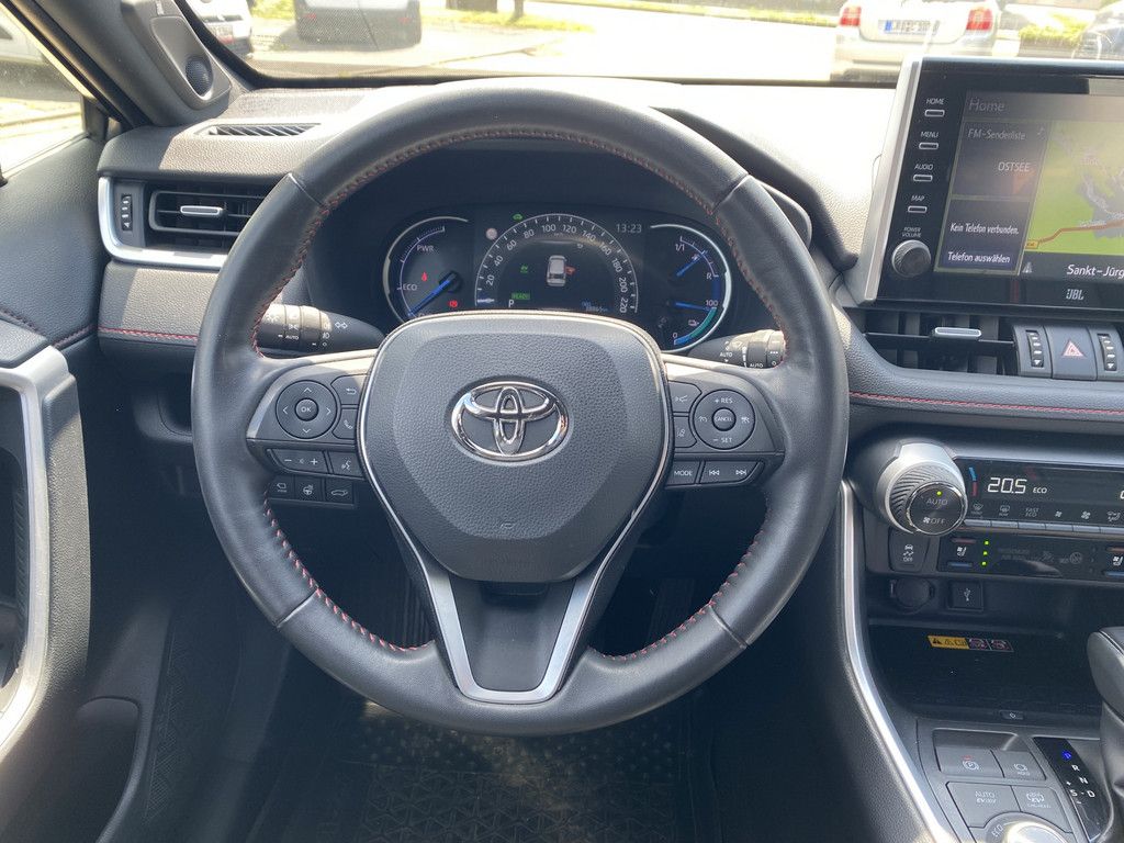 Toyota RAV4 2.5 Plug-in Hybrid 4x4 - Samsaru's Car Outlet