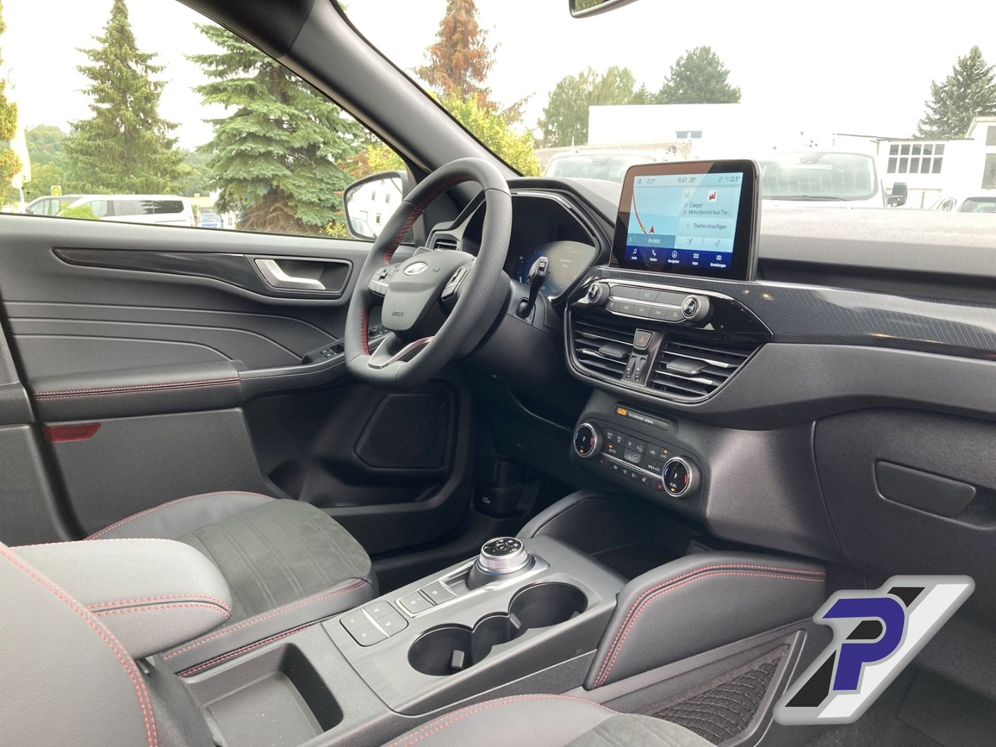 Ford Kuga PHEV ST-Line X - Samsaru's Car Outlet