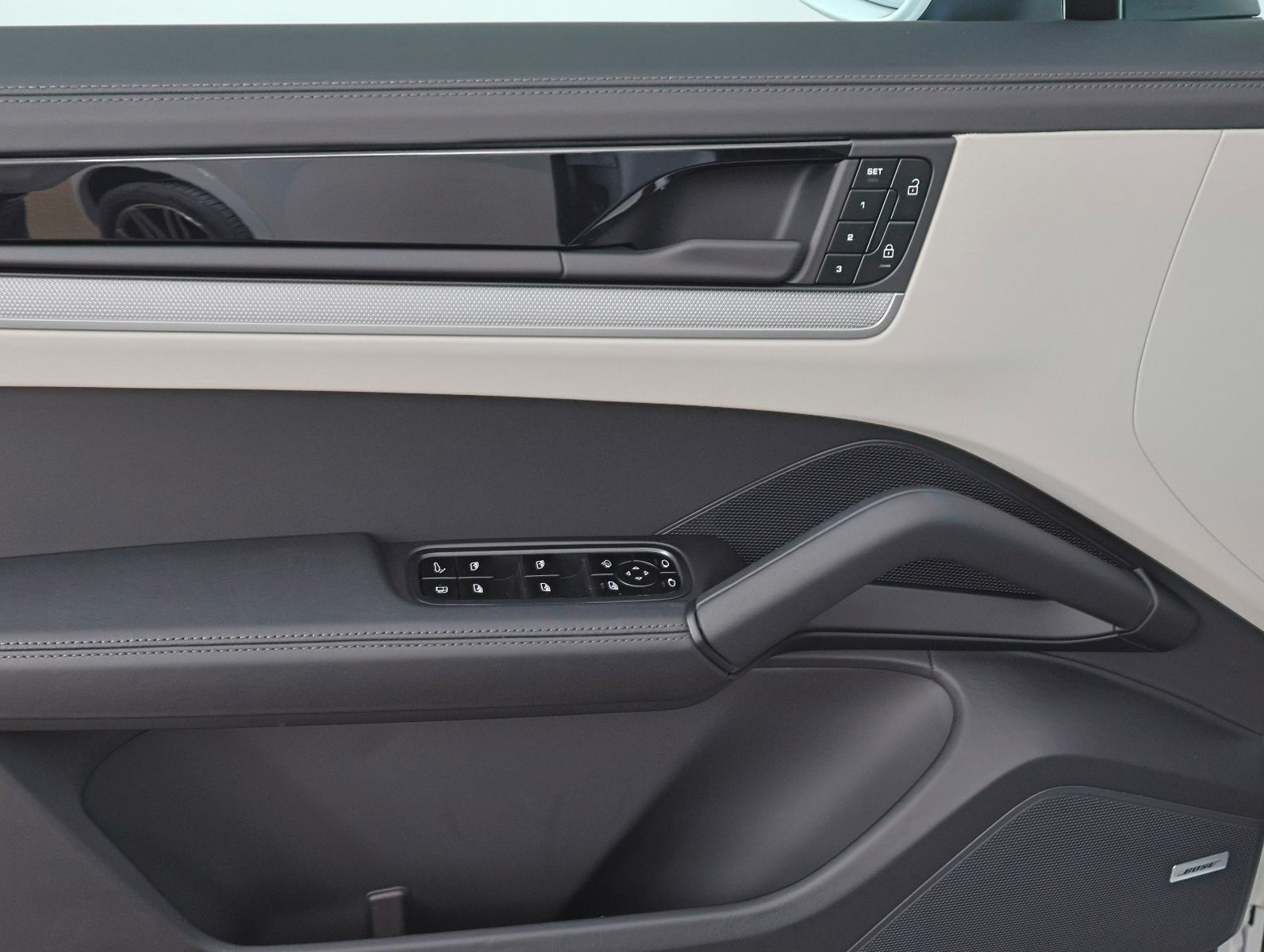 Porsche Cayenne Coupe E-Hybrid