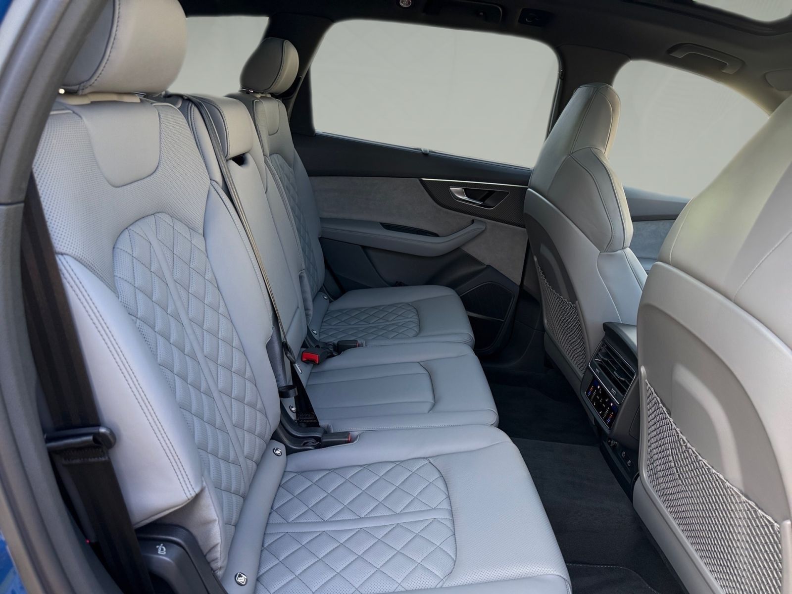 Audi Q7 SUV S line 50 TDI quattro 210(286) kW(PS) tip