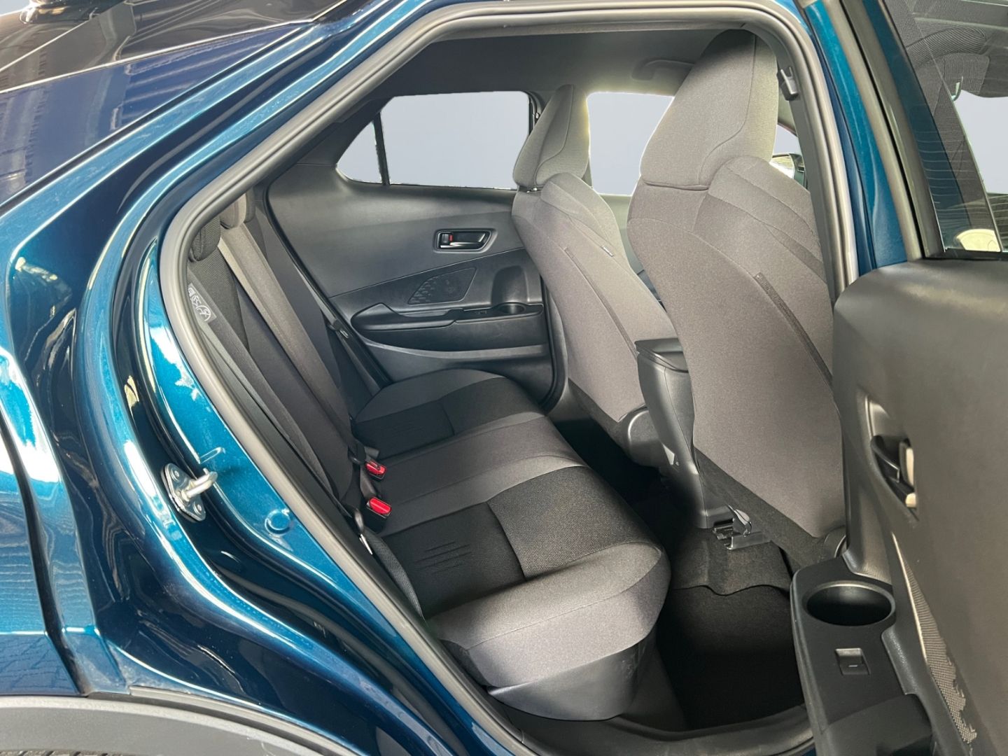 Toyota C-HR 1.8 Hybrid Team D *LED*ACC*CAM*CarPlay*SHZ*