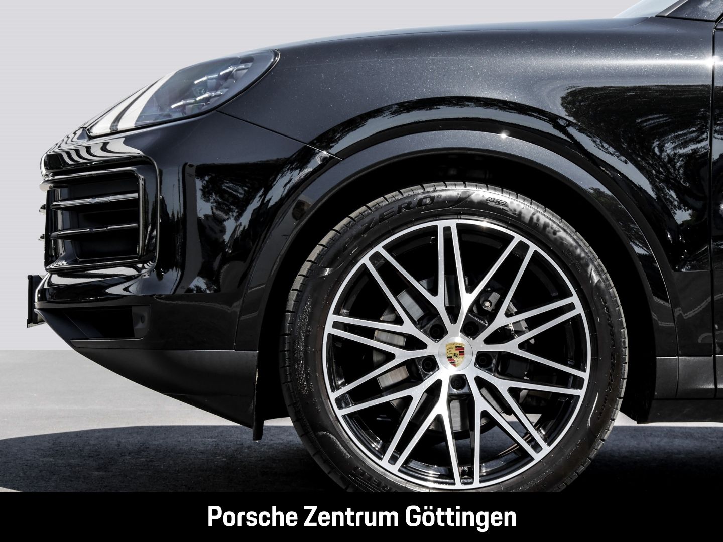 Porsche Cayenne Coupe BOSE Luftfederung Panoramadach LED