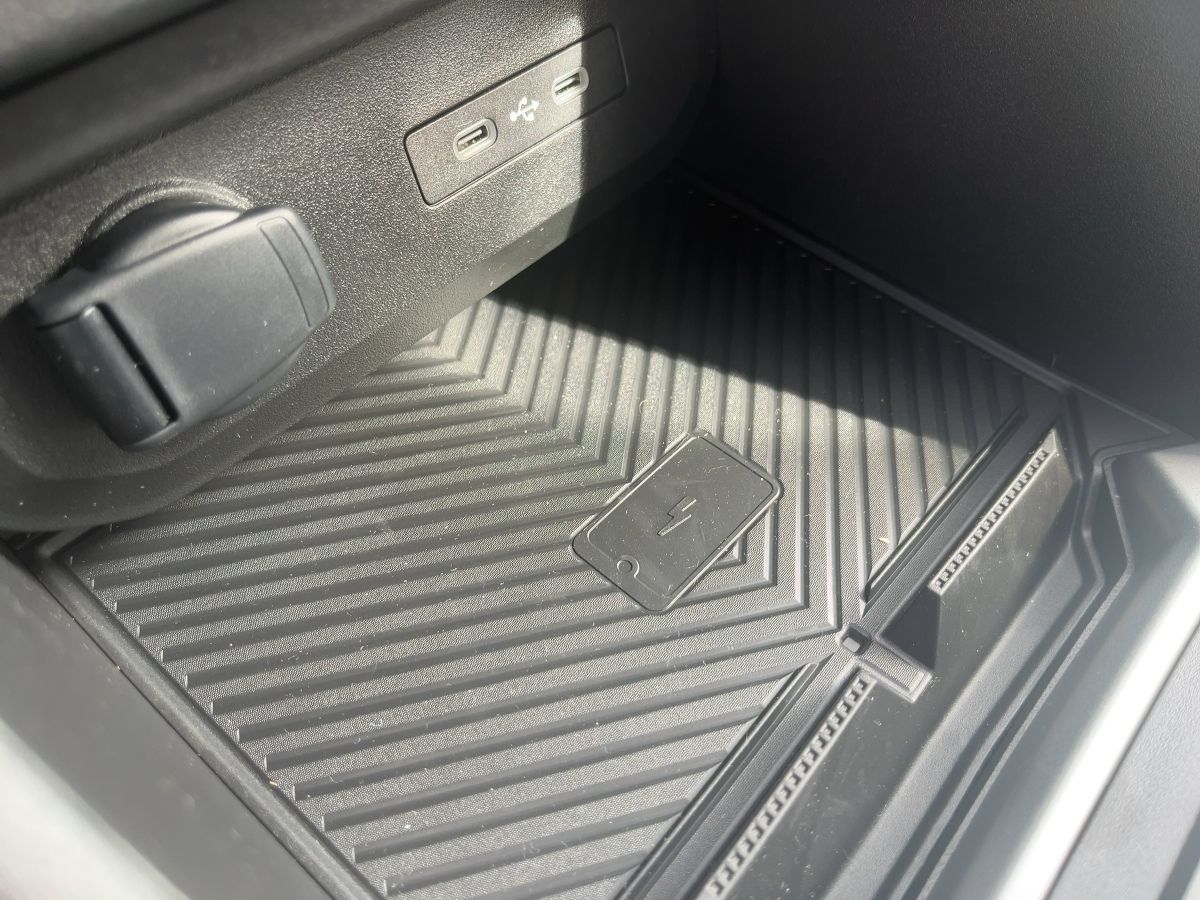 Dacia Duster Journey HYBRID 140 - Samsaru's Car Outlet