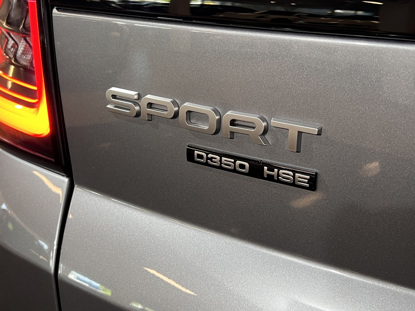 Range Rover Sport D350 HSE Dynamic - Samsaru's Car Outlet