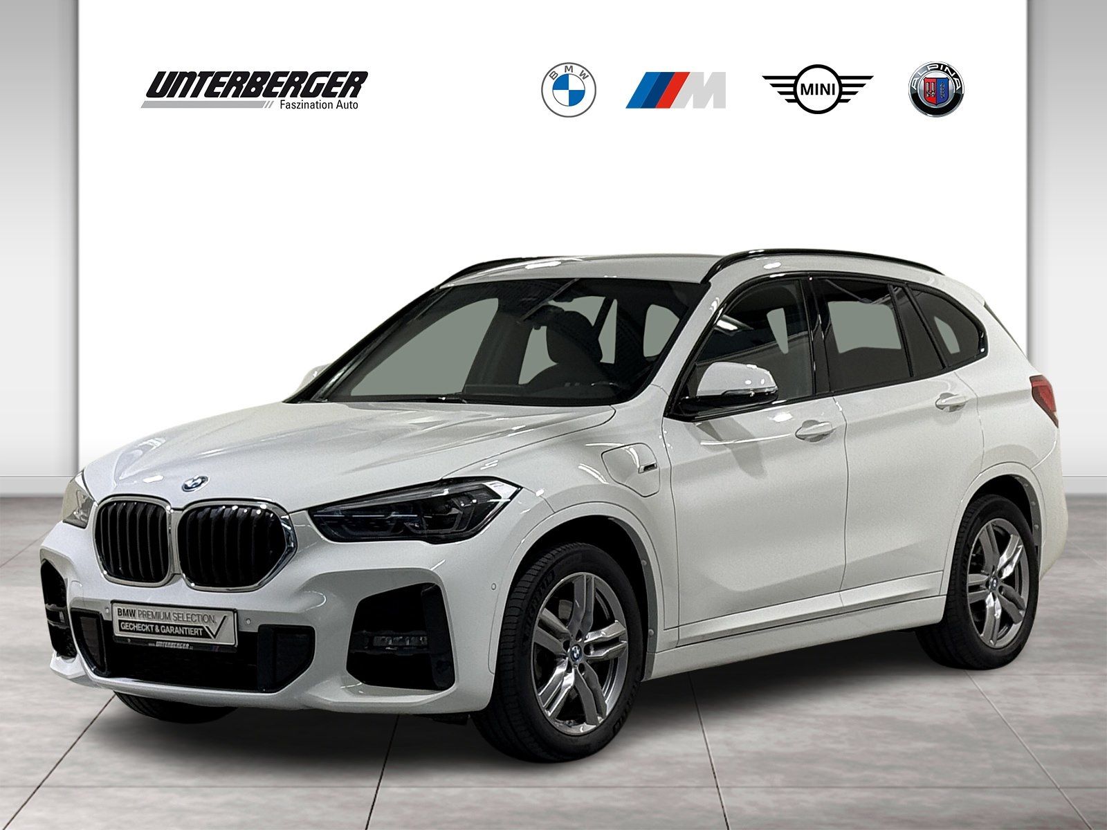 BMW X1 xDrive25e M Sportpaket - Samsaru's Car Outlet