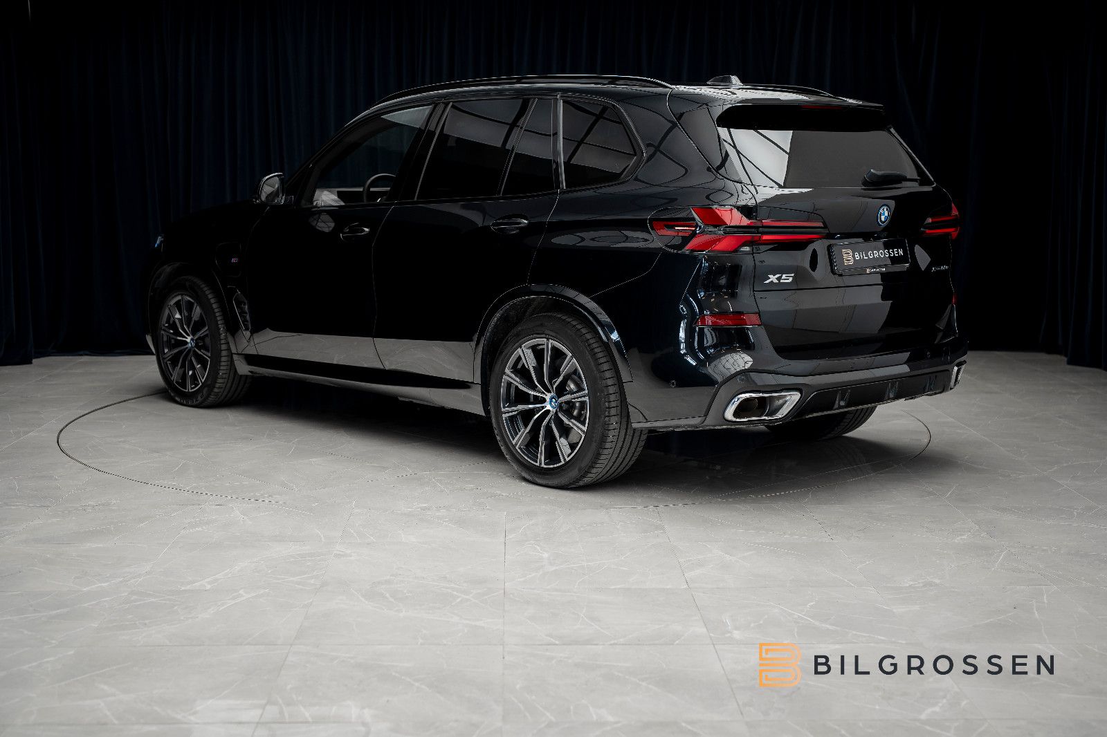 BMW X5 xDrive50e M Sport Inno B&W Pano HUD 360 TOW
