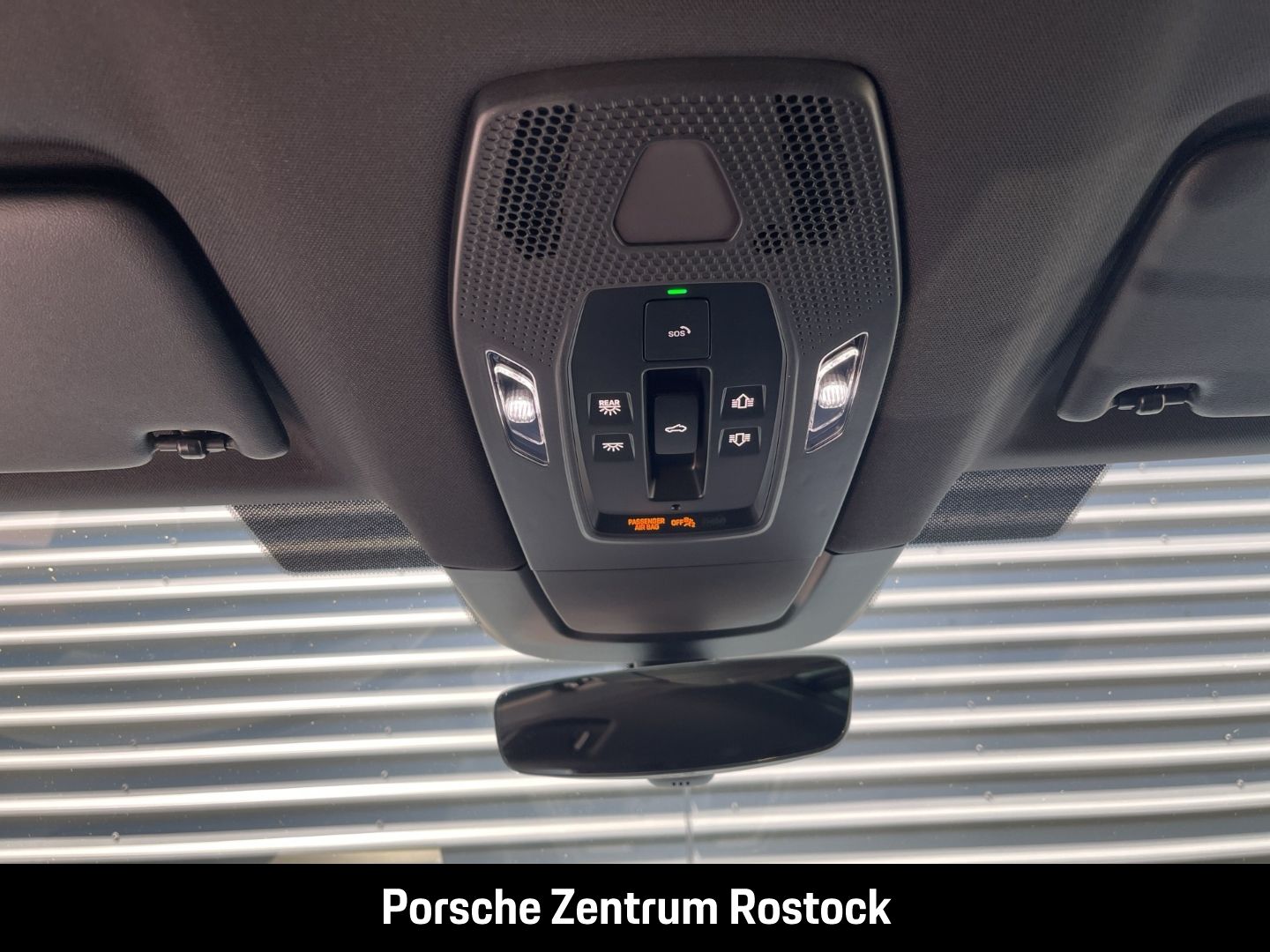 Porsche Macan 4 BOSE Rückfahrkamera Abstandstempomat LED