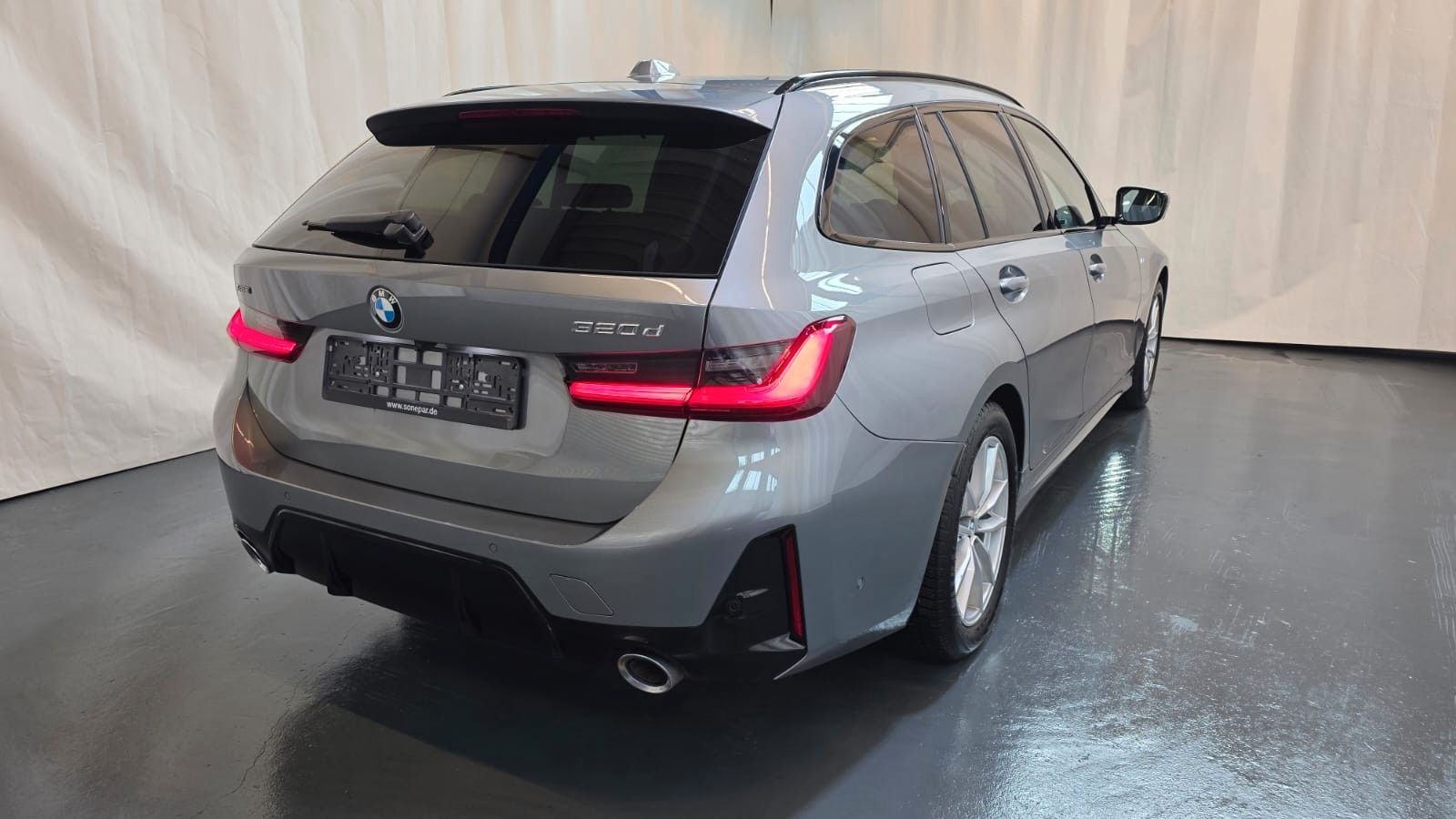 BMW 320 3 Touring 320 d xDrive M Sport Kamera 360