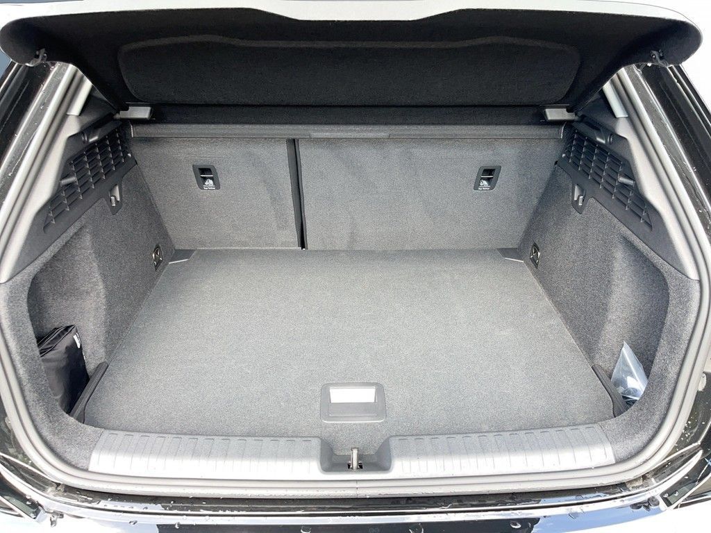 Audi A3 Sportback 30 TDI S line - Samsaru's Car Outlet