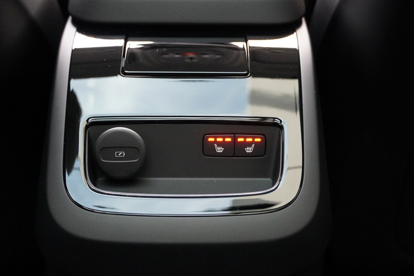 Volvo V60 Kombi Plus Bright Recharge Plug-In Hybrid AW