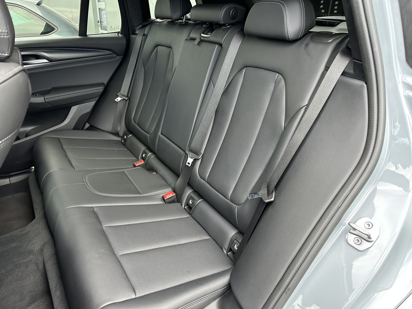 BMW X3 xDrive30e M-Sport NAV+LED+AHK+KAMERA+19ZO+1HD