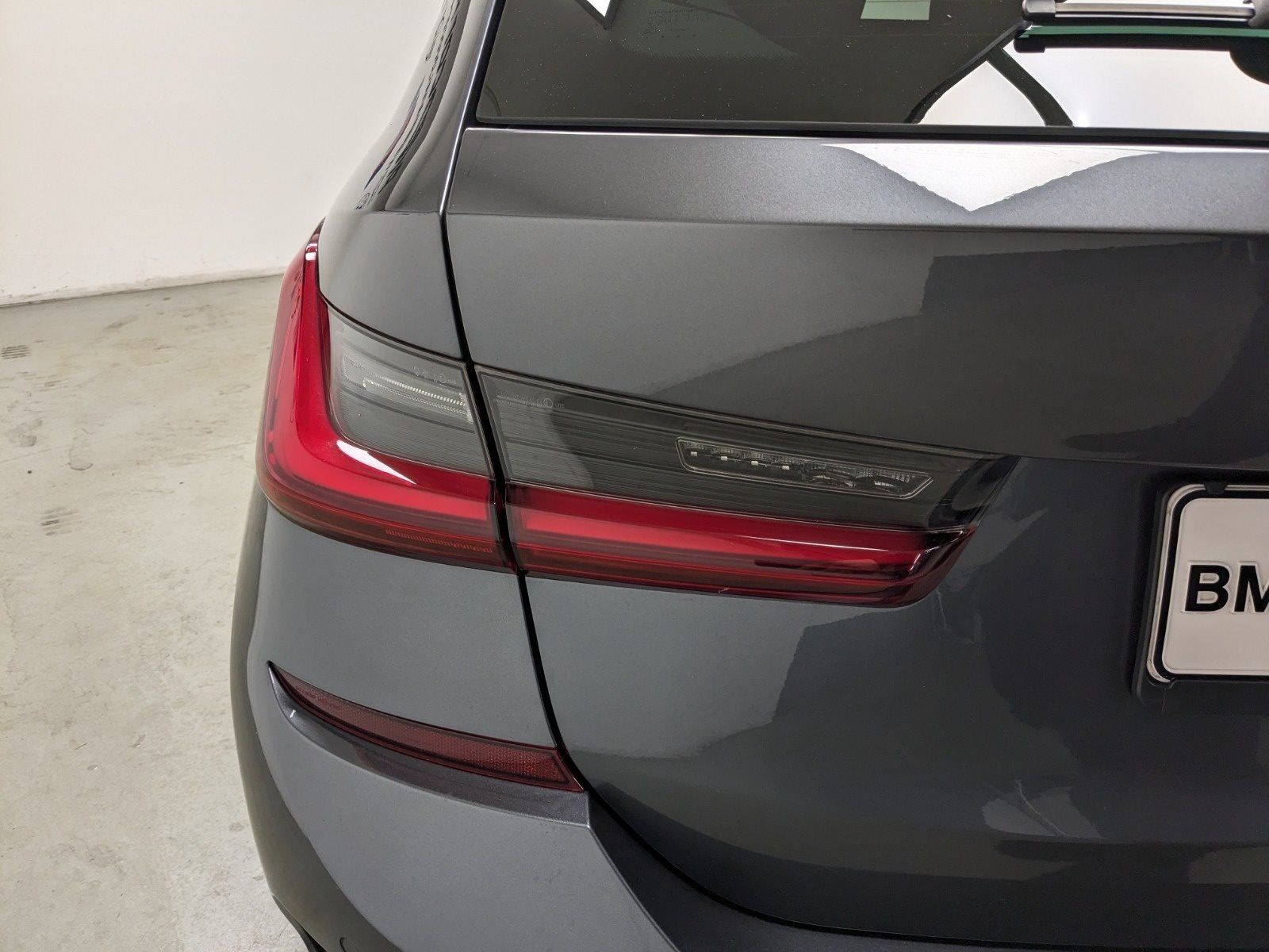 BMW 320d M Sport - Samsaru's Car Outlet