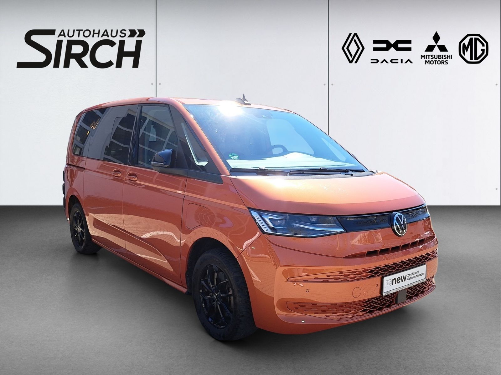 Volkswagen T7 Multivan 1.4 TSI eHybrid - Samsaru's Car Outlet
