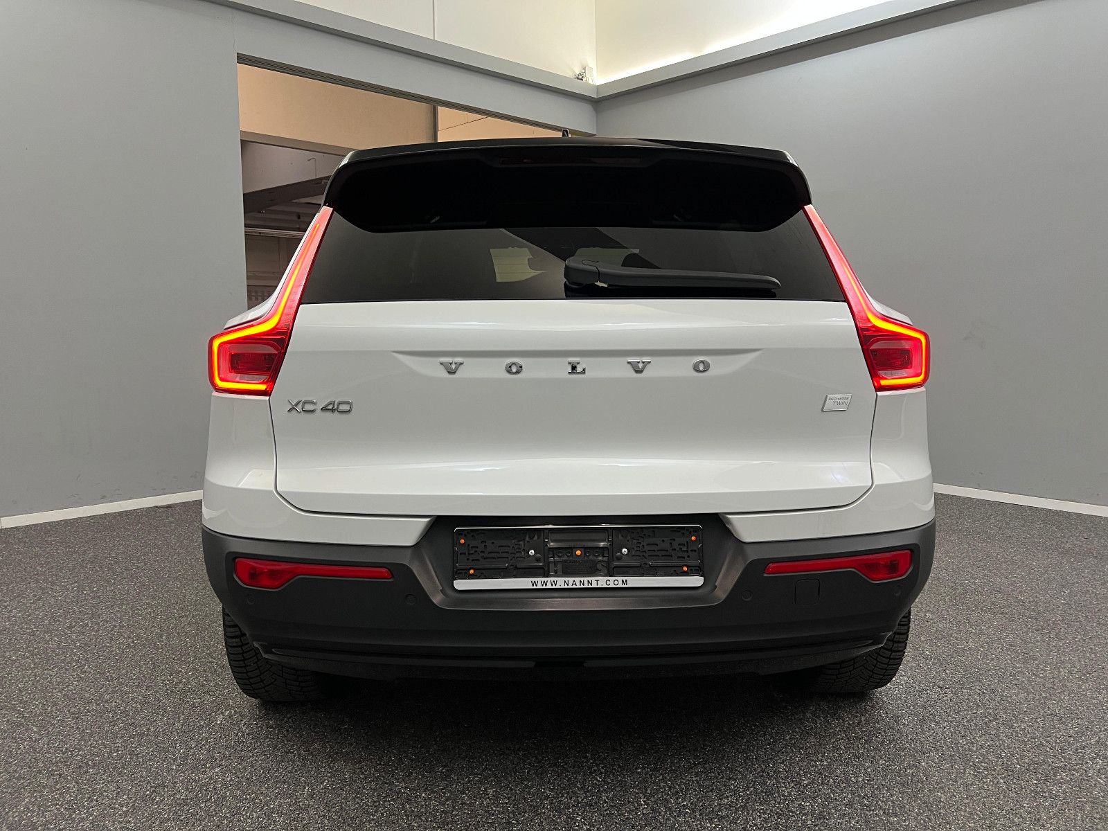 Volvo XC 40 Recharge Pro 360*PANO*MEMO*H&K*INTI-LIGHT