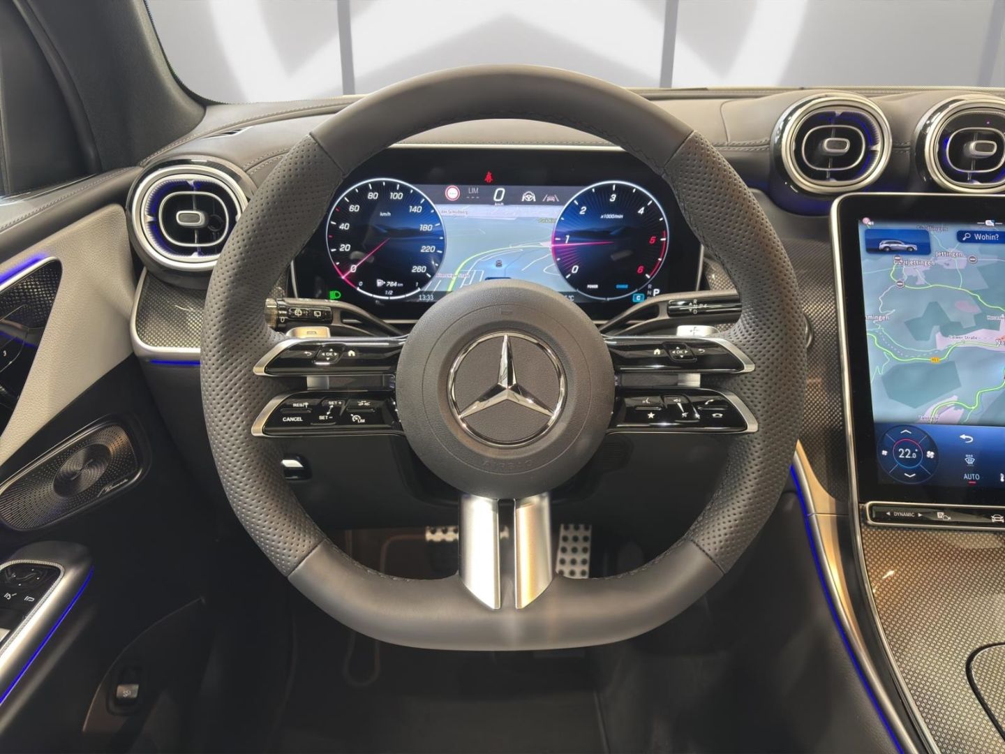 Mercedes-Benz GLC 300 d 4M AMG LINE ADVANCED PLUS AHK+PANO+360