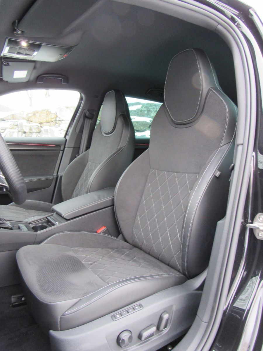 Skoda Superb 2.0 TDI DSG Sportline 4x4 BSD AHK PLA ACC