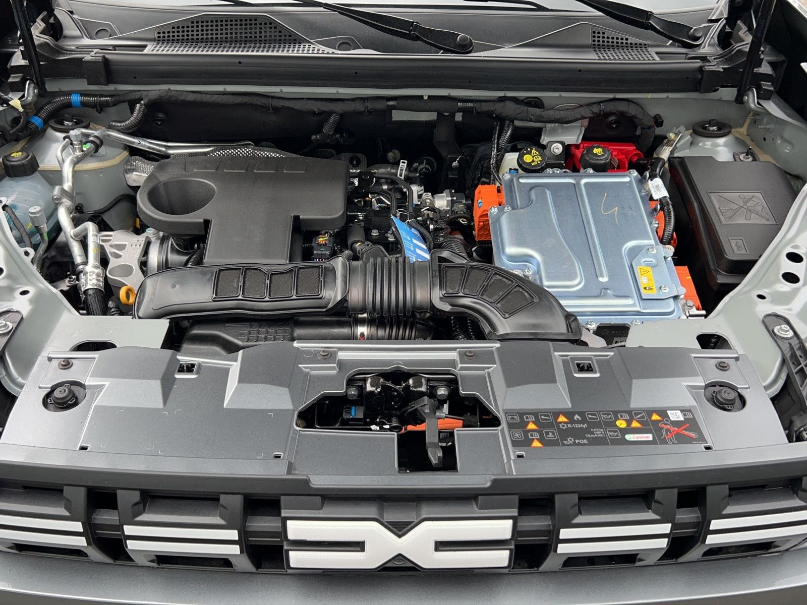 Dacia Duster III Hybrid 140 Extreme - Samsaru's Car Outlet