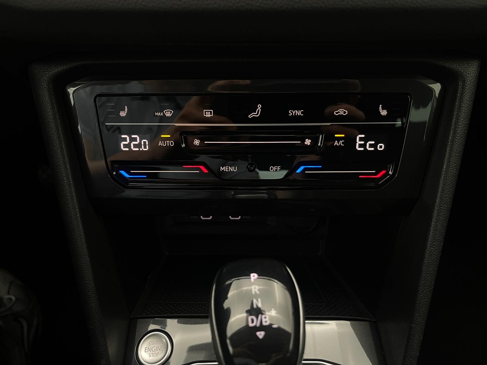 Volkswagen Tiguan Elegance eHybrid *HuD*MATRIX*AHK*ACC*KEY*