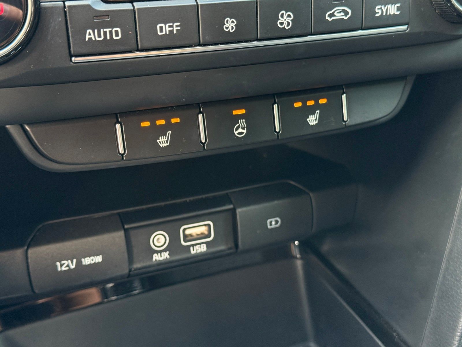 Kia Ceed 1.4 T Vision - Samsaru's Car Outlet