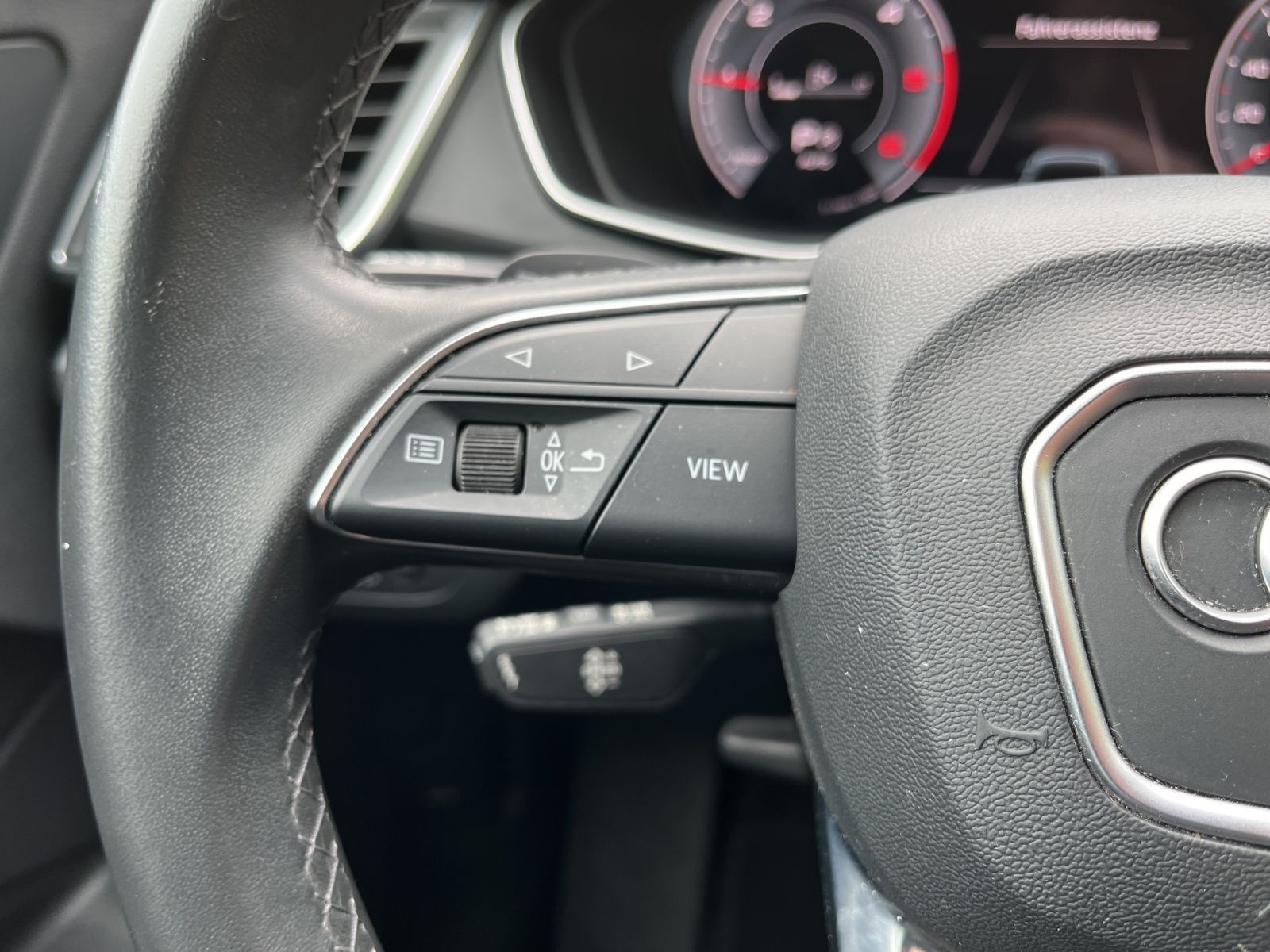 Audi Q5 40 TDI quattro - Samsaru's Car Outlet