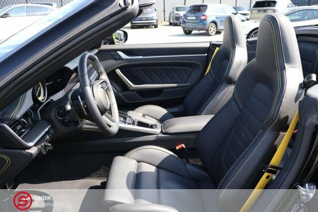 Porsche 992 - 911 Carrera 3.8 Turbo S cabrio BURMESTER