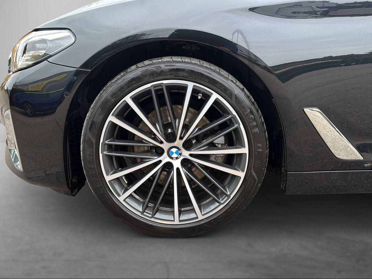 BMW 520 520 d xDrive Luxury Line 2.0 Diesel Metallic