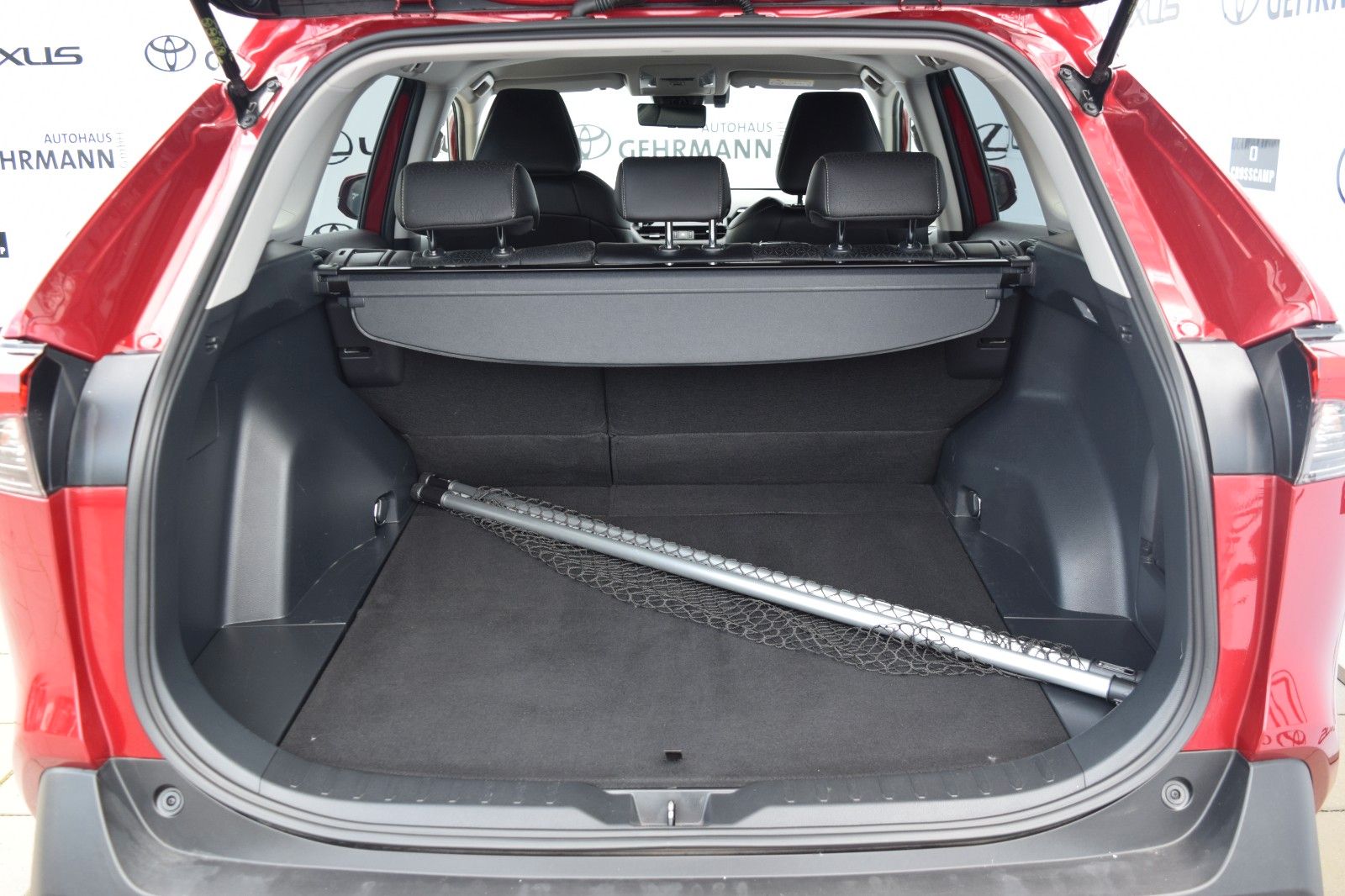 Toyota RAV4 Hybrid 4x2 Club - Samsaru's Car Outlet