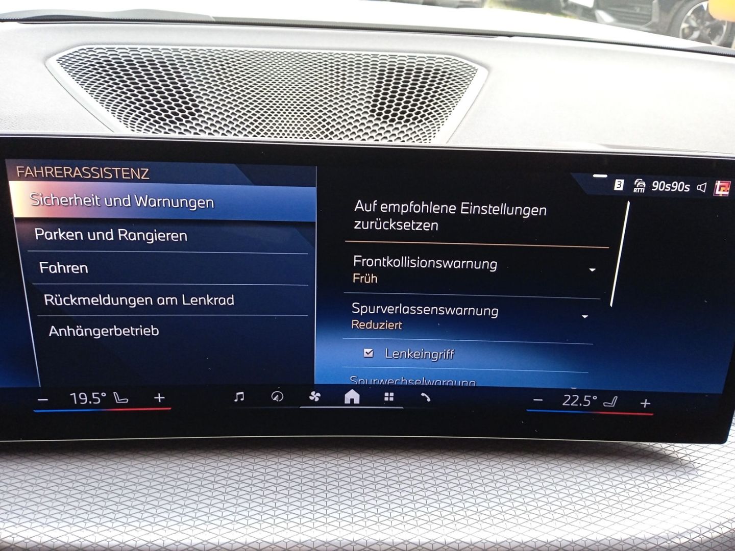 BMW 330 d xDrive Touring*MSport*AHK*ACC*HiFi*Ad.LED*