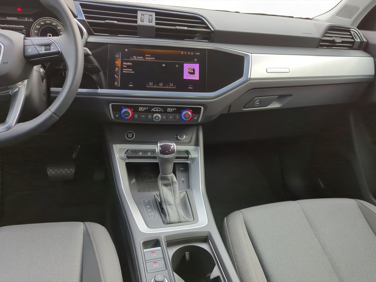 Audi Q3 40 TFSI quattro S-line - Samsaru's Car Outlet