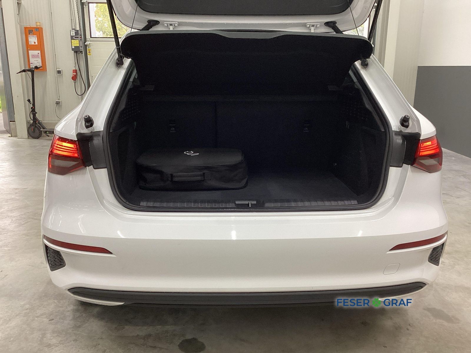 Audi A3 Sportback 40 TFSI e S tronic RFK Navi SHZ