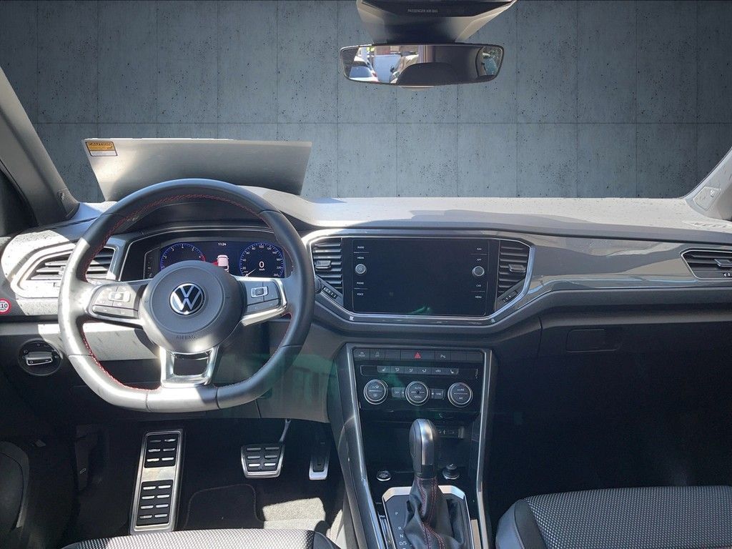 Volkswagen T-Roc 1.5 TSI DSG Sport R-Line - Samsaru's Car Outlet