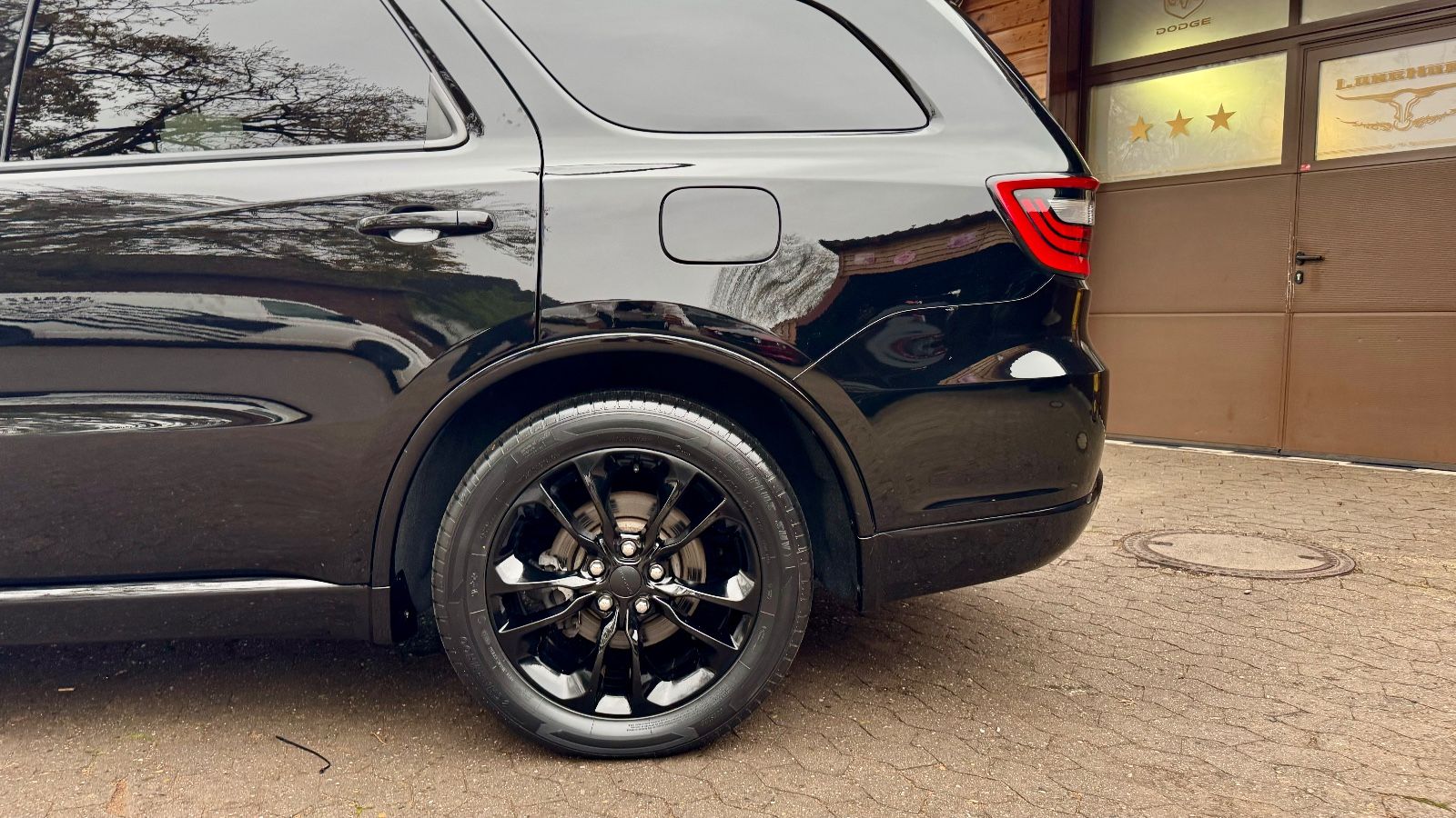 Dodge 5.7*R/T*LPG*AHK*NAVI*LED*6 SITZER*GARANTIE*VOLL
