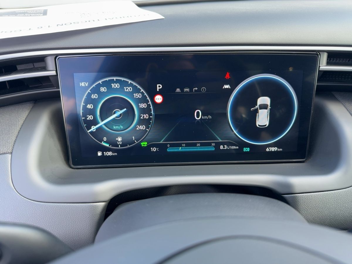 Hyundai TUCSON 1.6 T-GDI Trend - Samsaru's Car Outlet