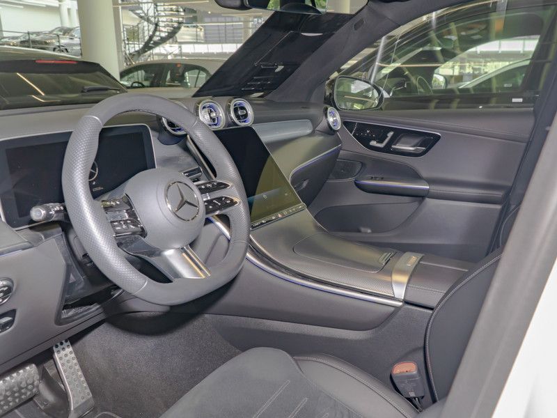 Mercedes-Benz GLC 300 d 4M AMG-Sport/Pano/AHK/Night/Distr/20'