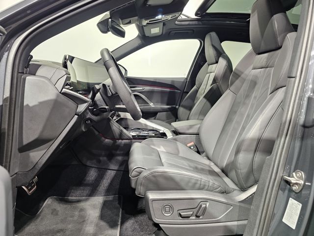 Audi Q5 TFSI S Line Pano Beifahrerdis.AHK 360'' 20 Zo