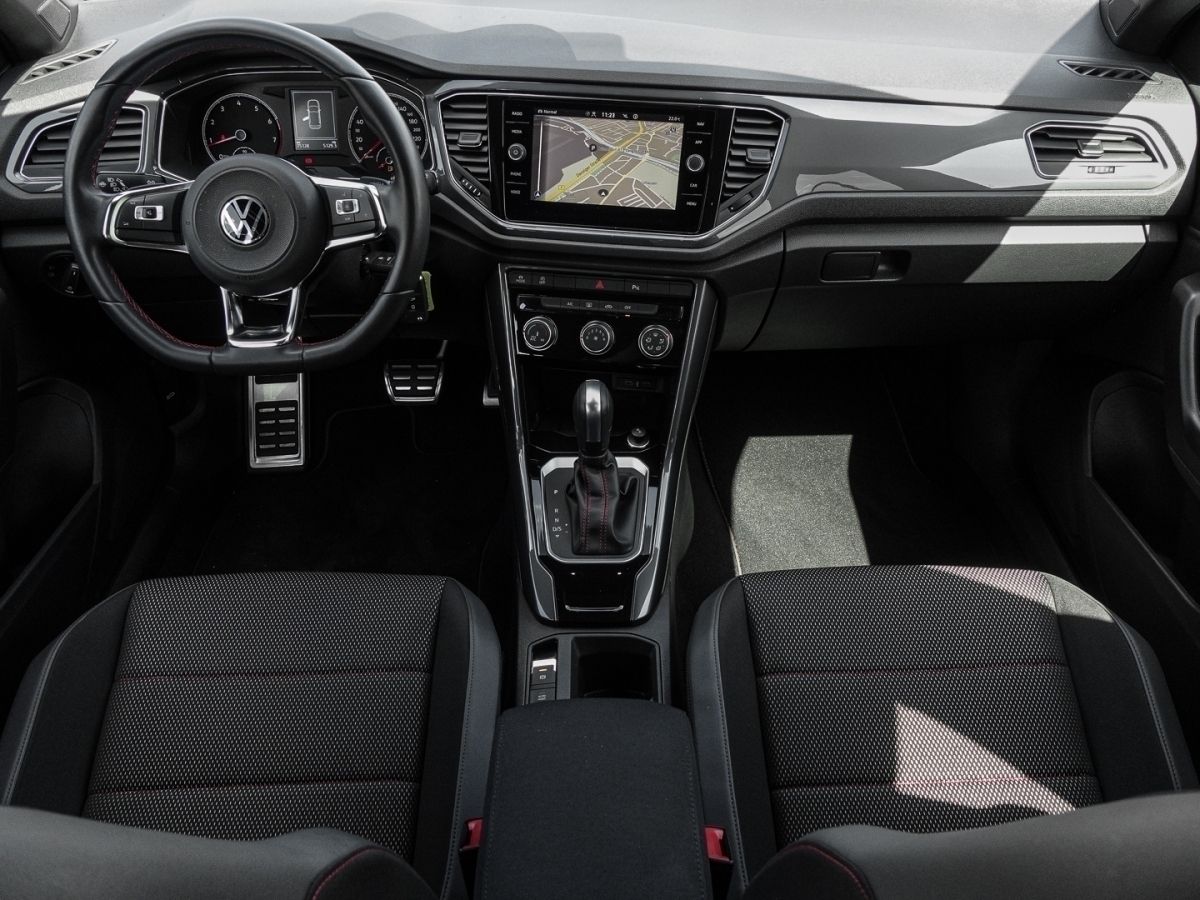Volkswagen T-ROC 1.5 TSI DSG Sport - Samsaru's Car Outlet