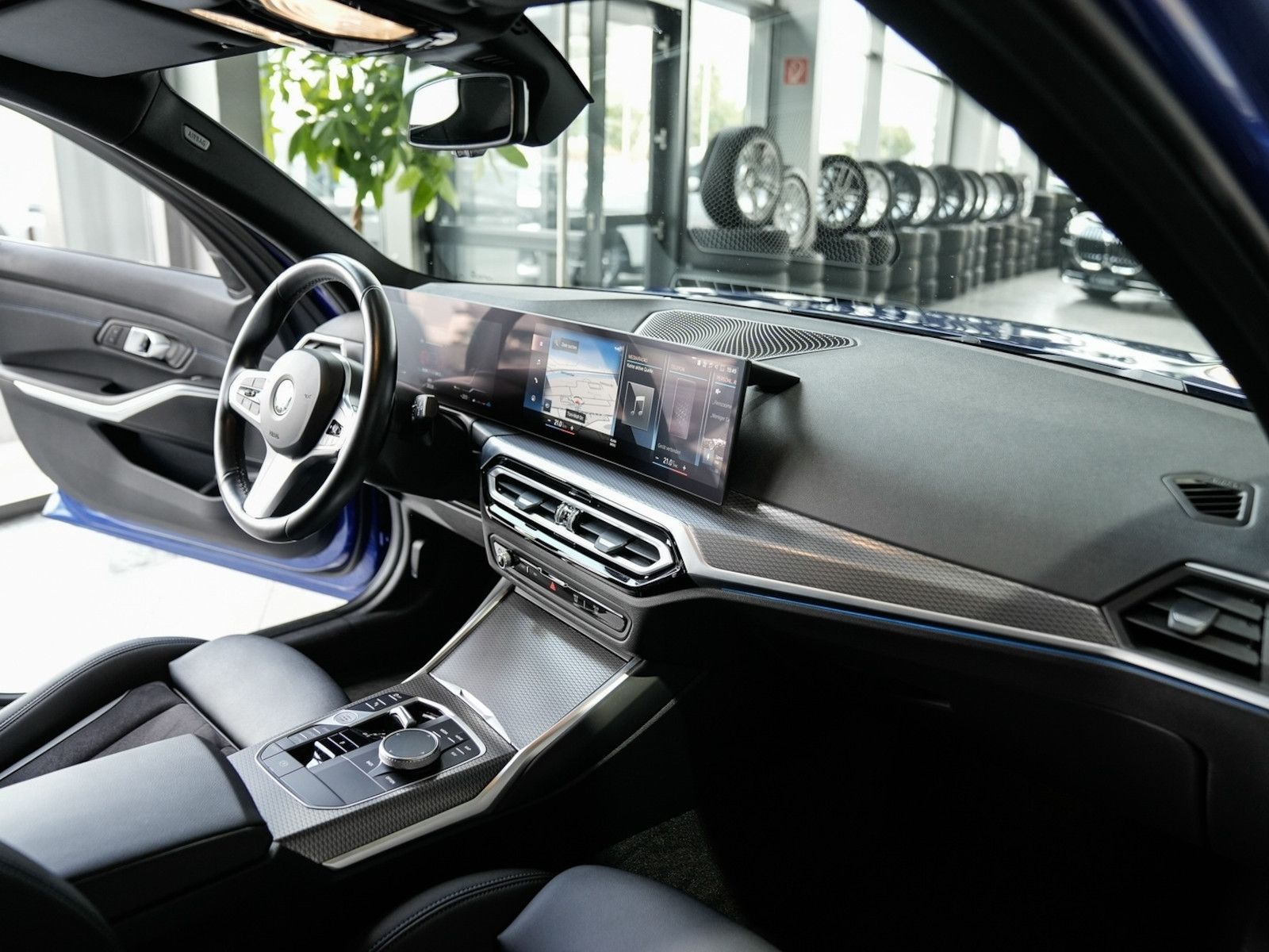 BMW 320d xDrive Touring M Sport - Samsaru's Car Outlet
