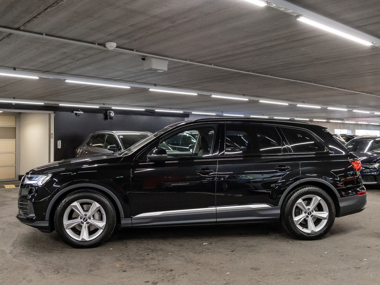 Audi Q7 50 TDI quattro AHK Matrix 360° Standheiz. B&O