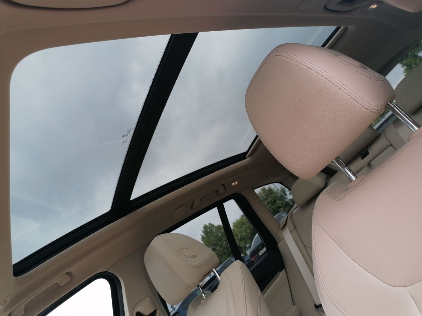 BMW X3 xDrive30i - Samsaru's Car Outlet