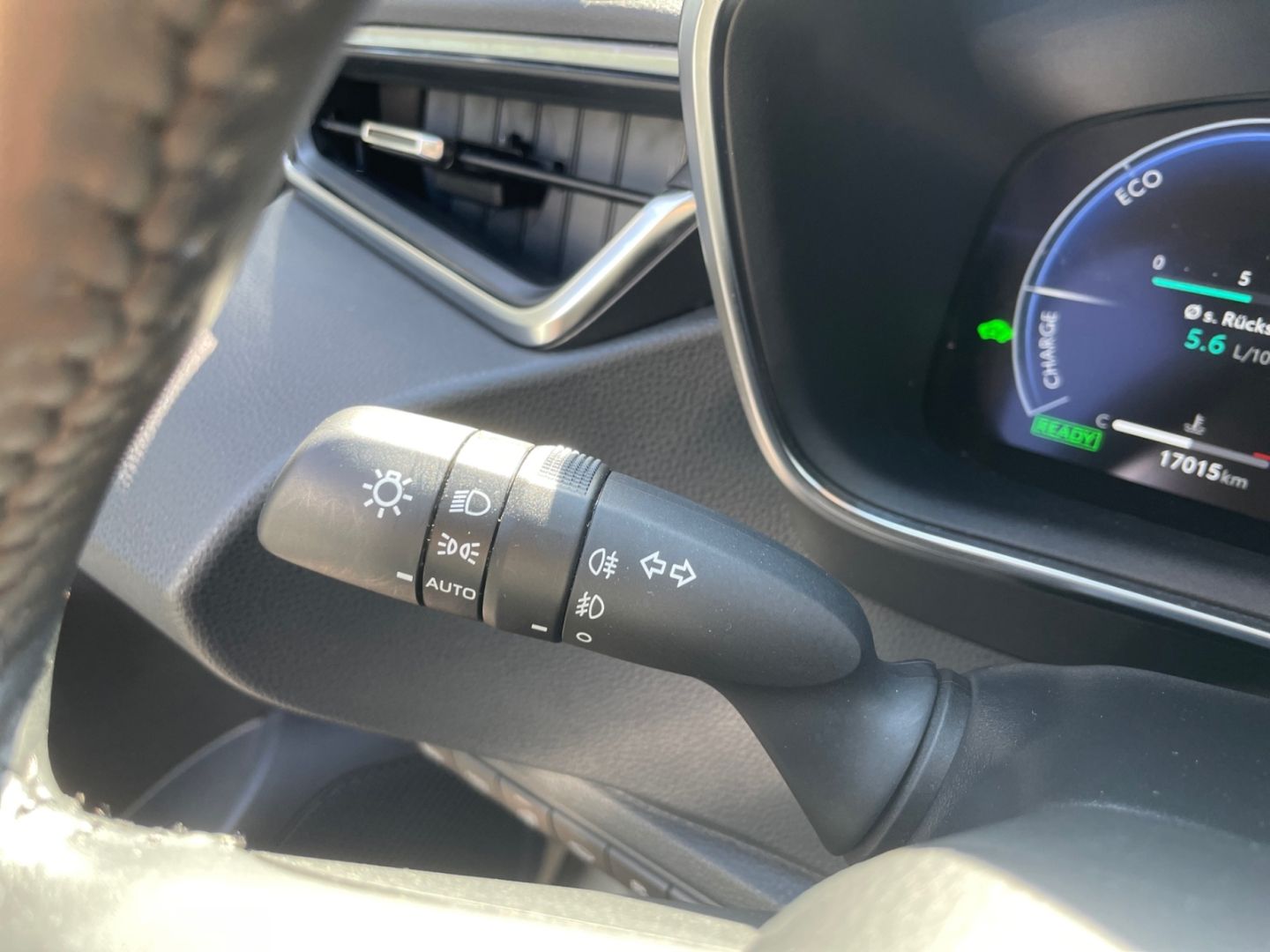 Toyota Corolla 1.8 Hybrid Team D *Technik-Paket*CAM*SHZ