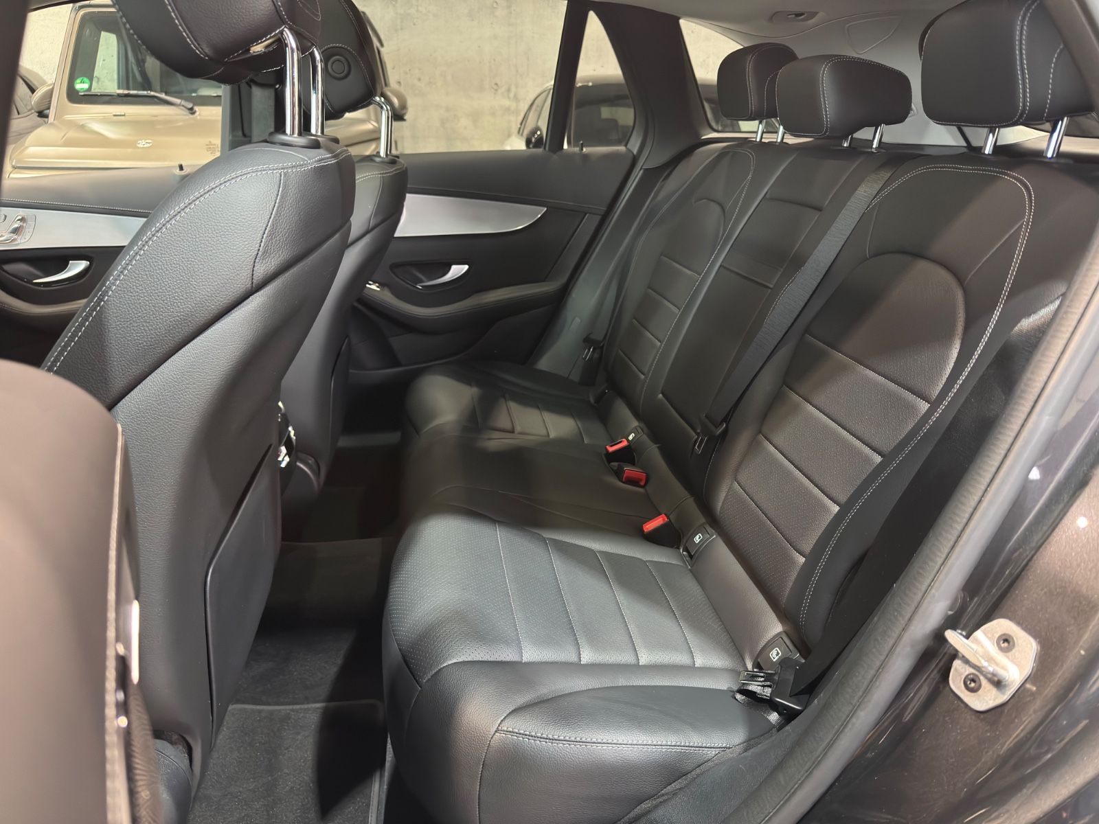 Mercedes-Benz GLC 300de/4Matic/1.Hand/Memory/AHK